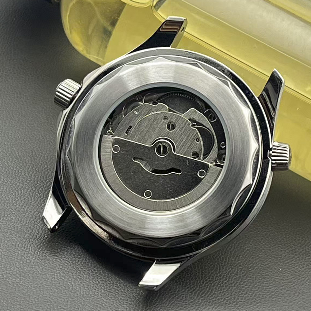 Mechanisch herenhorloge van ro - Diver Watch 300M recensie en prijs