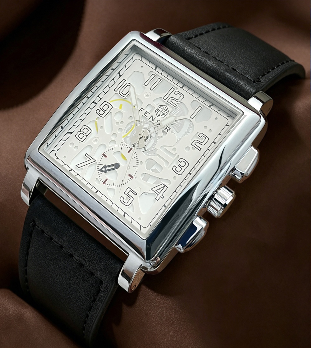 Een populair buitenlands hande - Luxury Watch Trading recensie en prijs