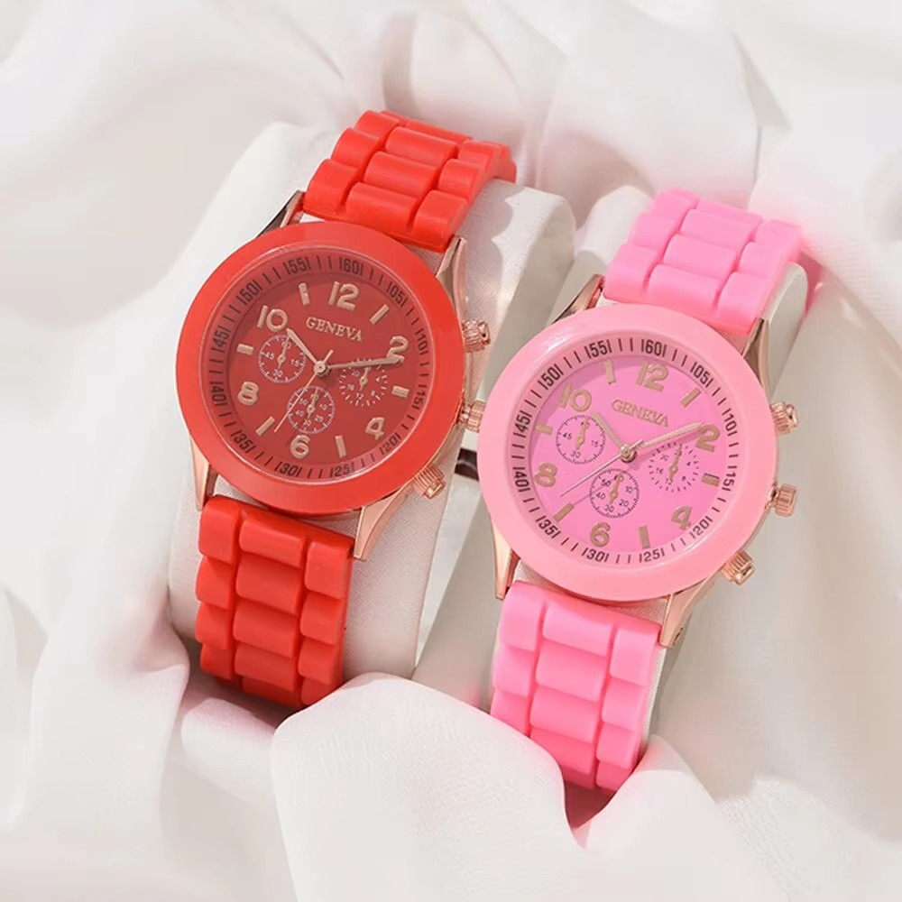 2 stuks luxe dameshorloge set  - Luxury Watch With Rubber Strap recensie en prijs
